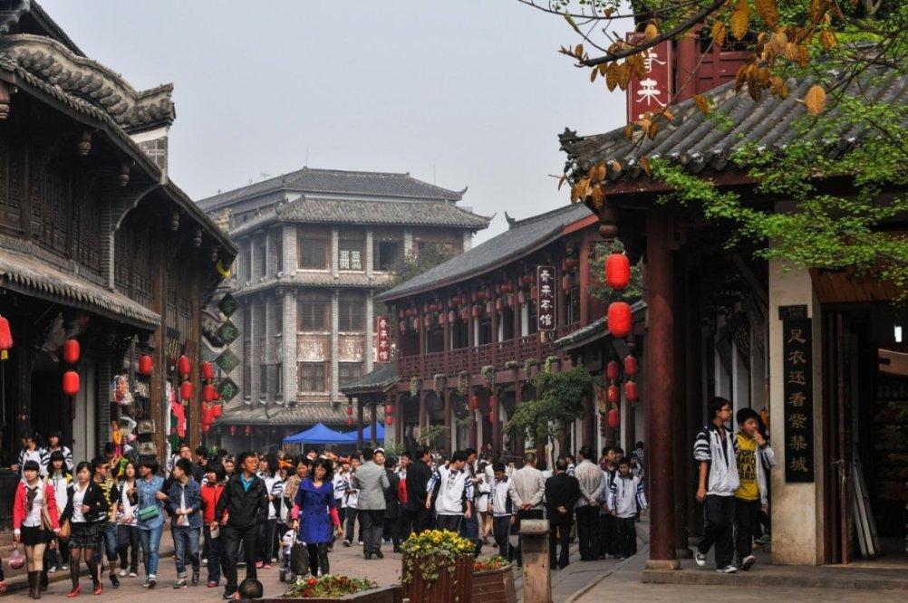 晁盖攻打曾头市前，大风吹折旗杆，是宋江搞的鬼？